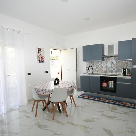 B&B Luxhome Catanzaro Bagian luar foto